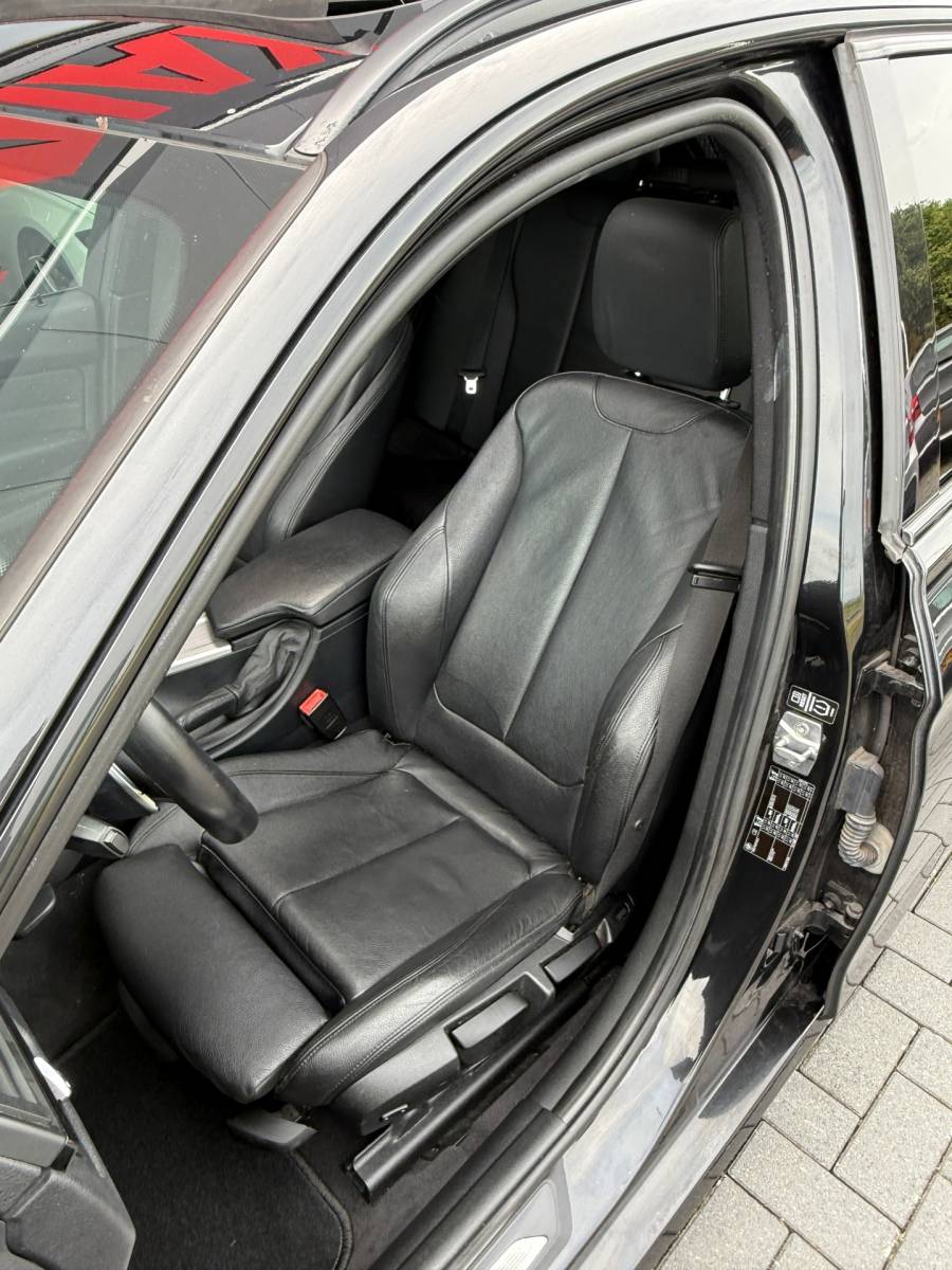 BMW 3 Serie BMW 328i Touring Aut M-Tech Sport Pano Leder Navi Xenon