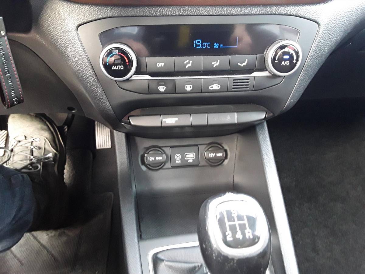 Hyundai i20 HYUNDAI I 20 1.2i 85PK 5D Business Edition