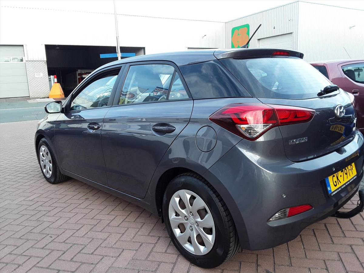 Hyundai i20 HYUNDAI I 20 1.2i 85PK 5D Business Edition