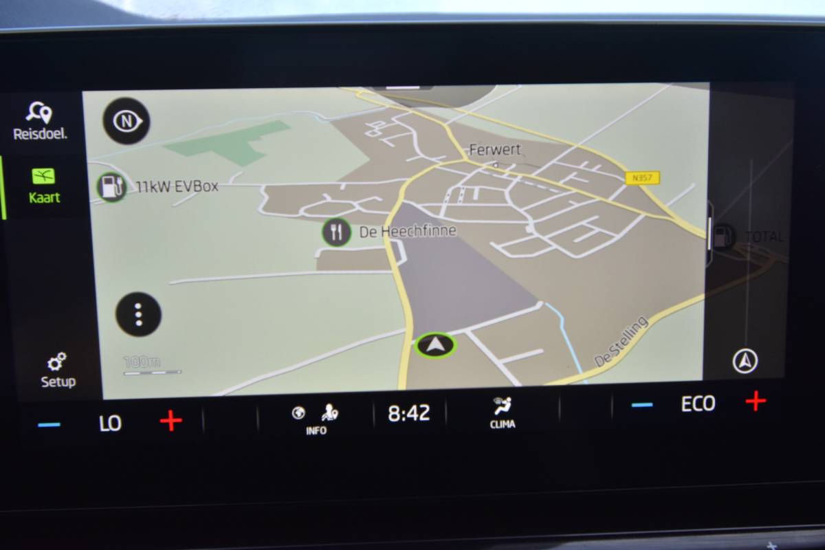 Škoda Octavia ŠKODA Octavia Combi 1.4 TSI iV PHEV Business Edition , VIRTUAL COCKPIT , LED KOPL , A UITRIJ CAM , LMV18 , PDC V+A ,