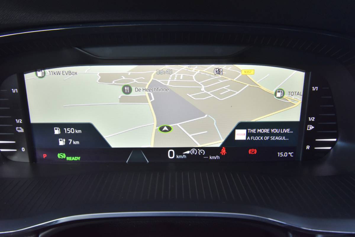 Škoda Octavia ŠKODA Octavia Combi 1.4 TSI iV PHEV Business Edition , VIRTUAL COCKPIT , LED KOPL , A UITRIJ CAM , LMV18 , PDC V+A ,