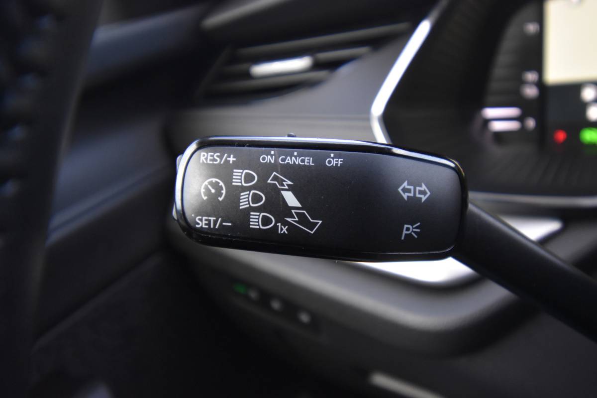 Škoda Octavia ŠKODA Octavia Combi 1.4 TSI iV PHEV Business Edition , VIRTUAL COCKPIT , LED KOPL , A UITRIJ CAM , LMV18 , PDC V+A ,