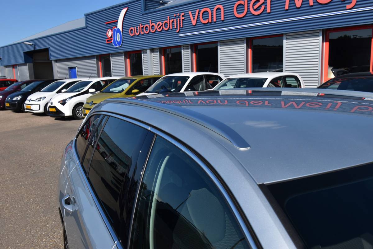 Škoda Octavia ŠKODA Octavia Combi 1.4 TSI iV PHEV Business Edition , VIRTUAL COCKPIT , LED KOPL , A UITRIJ CAM , LMV18 , PDC V+A ,