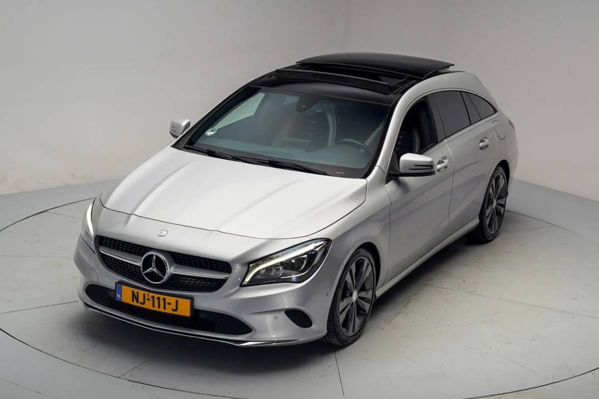 Mercedes-Benz CLA Mercedes-Benz CLA-Klasse SHOOTING BRAKE 180 Lease edition Plus Aut. [ Pano Cruise/Climate Control ]