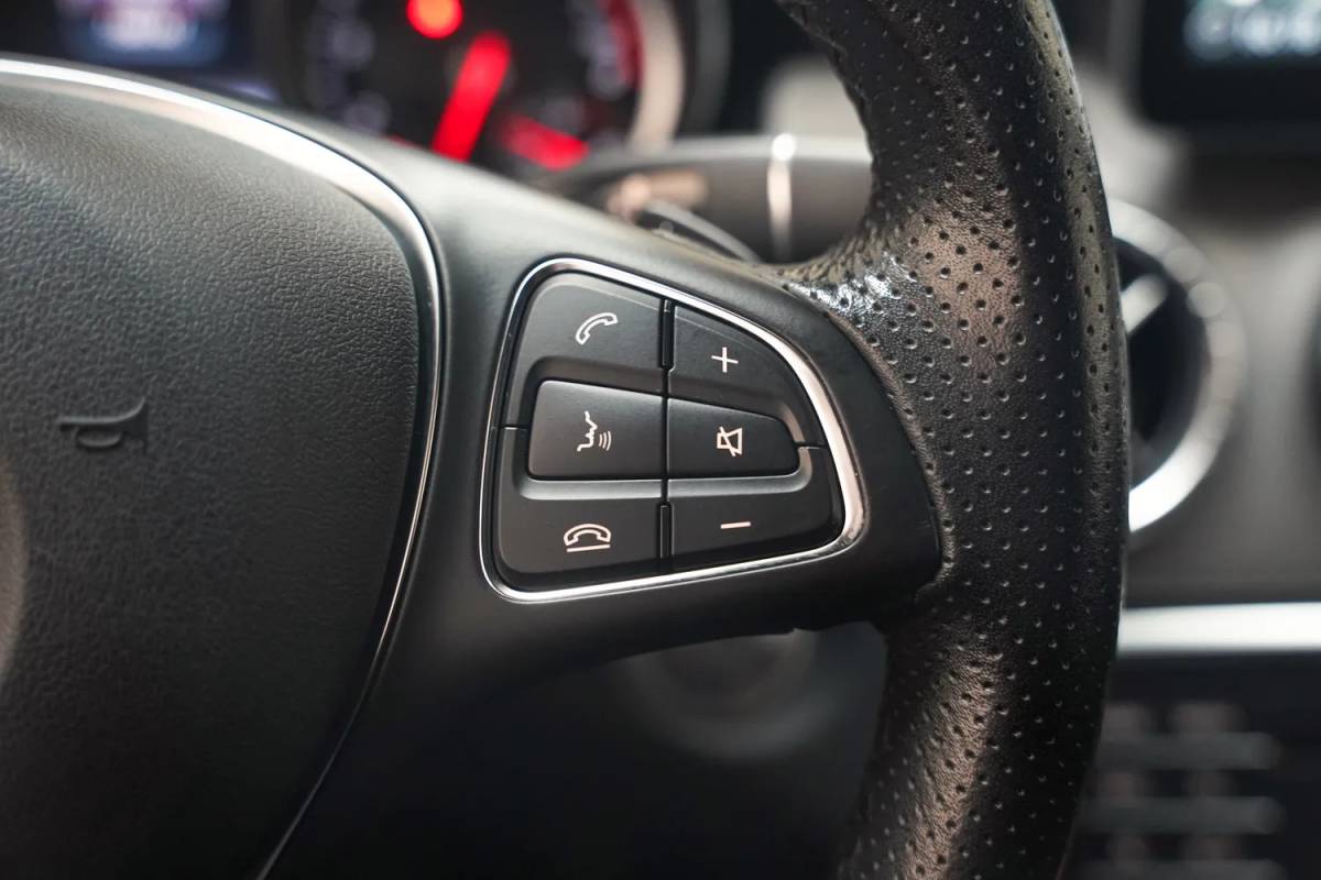 Mercedes-Benz CLA Mercedes-Benz CLA-Klasse SHOOTING BRAKE 180 Lease edition Plus Aut. [ Pano Cruise/Climate Control ]