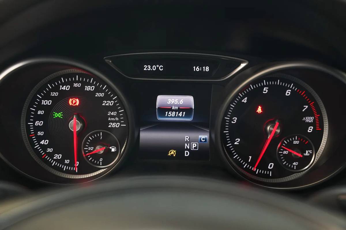 Mercedes-Benz CLA Mercedes-Benz CLA-Klasse SHOOTING BRAKE 180 Lease edition Plus Aut. [ Pano Cruise/Climate Control ]