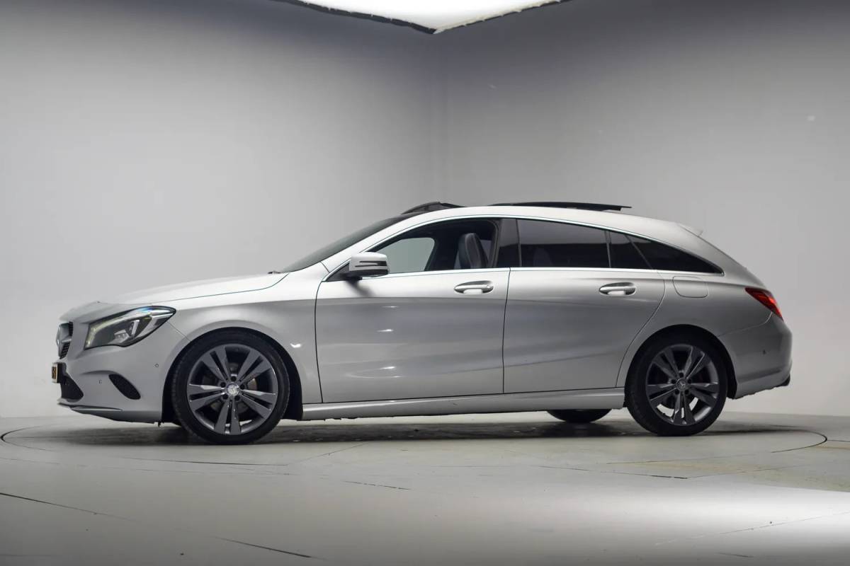 Mercedes-Benz CLA Mercedes-Benz CLA-Klasse SHOOTING BRAKE 180 Lease edition Plus Aut. [ Pano Cruise/Climate Control ]