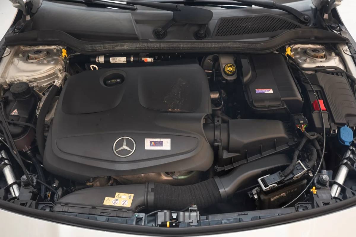 Mercedes-Benz CLA Mercedes-Benz CLA-Klasse SHOOTING BRAKE 180 Lease edition Plus Aut. [ Pano Cruise/Climate Control ]