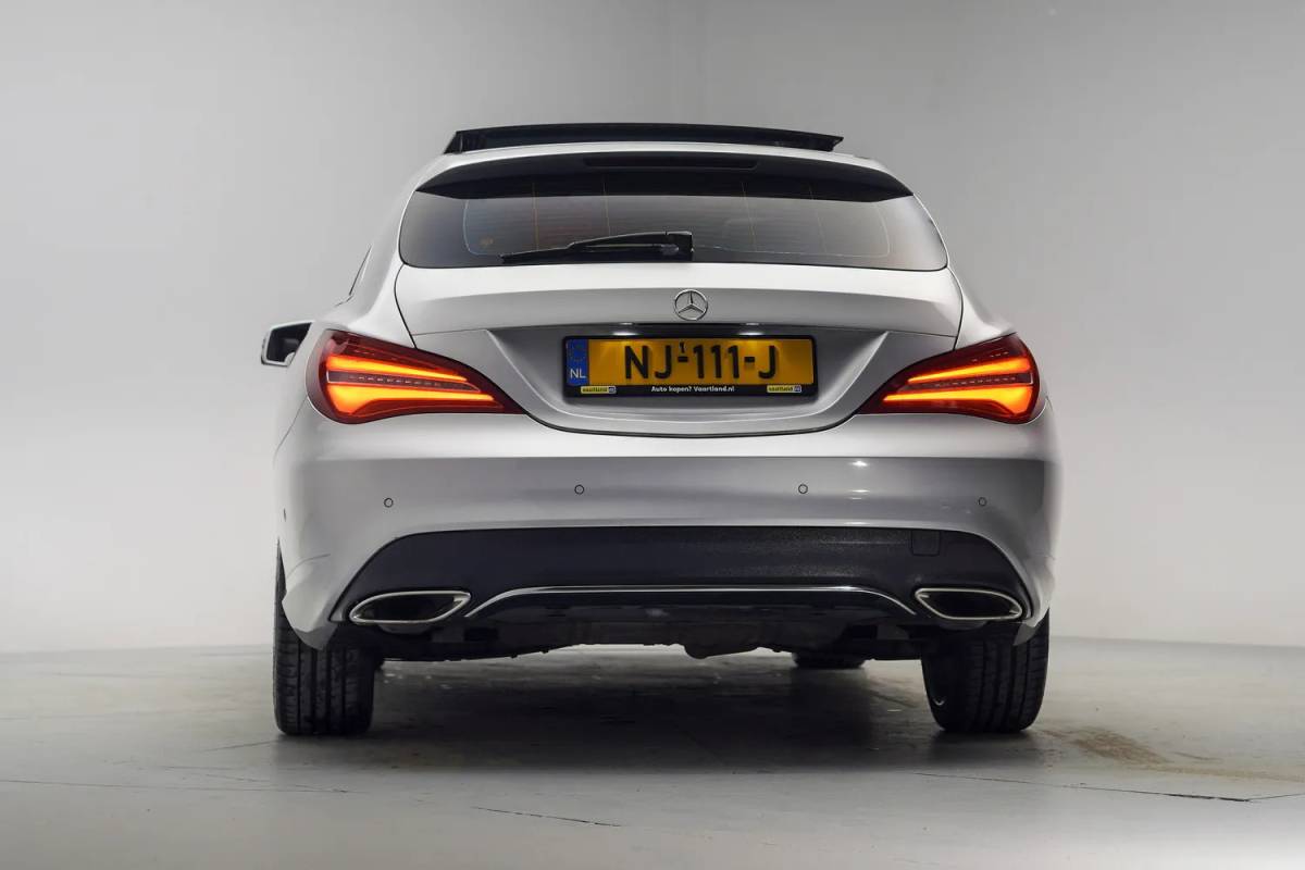 Mercedes-Benz CLA Mercedes-Benz CLA-Klasse SHOOTING BRAKE 180 Lease edition Plus Aut. [ Pano Cruise/Climate Control ]