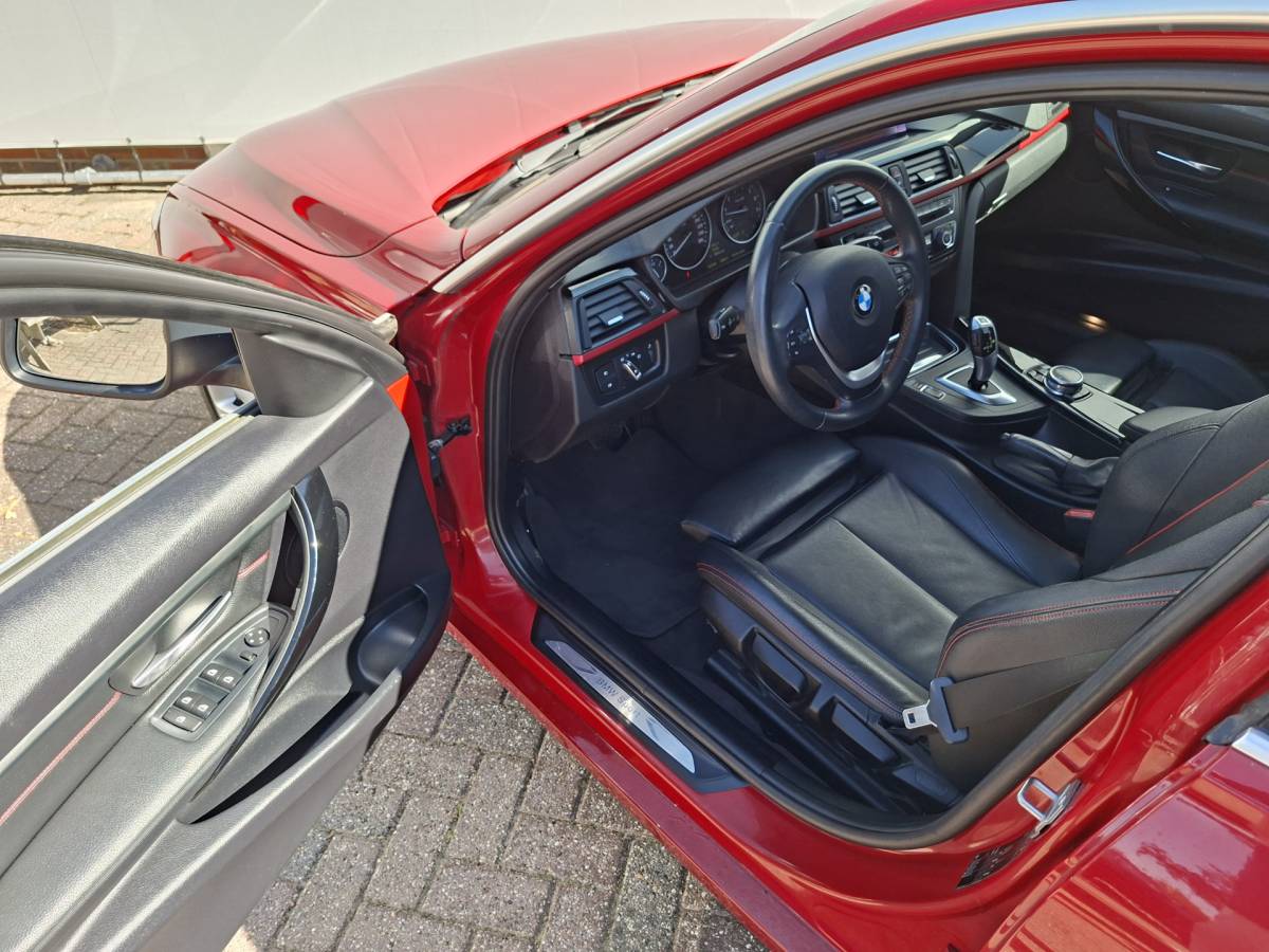 BMW 3 Serie BMW 3-serie 316i High Executive Leder Sportzetels Red Chili