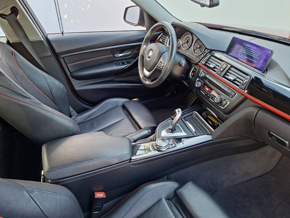 BMW 3 Serie BMW 3-serie 316i High Executive Leder Sportzetels Red Chili