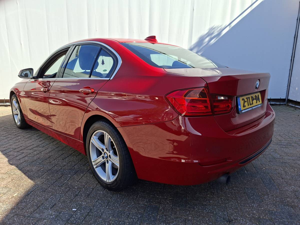 BMW 3 Serie BMW 3-serie 316i High Executive Leder Sportzetels Red Chili