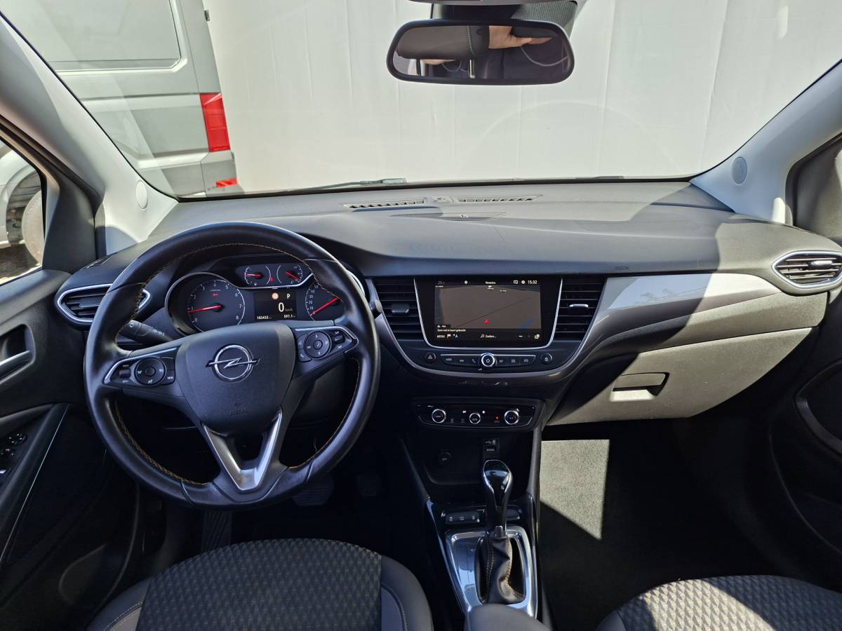 Opel Crossland X Opel Crossland X 1.2 Turbo Automaat Innovation Carplay Trekhaak Hoge zit