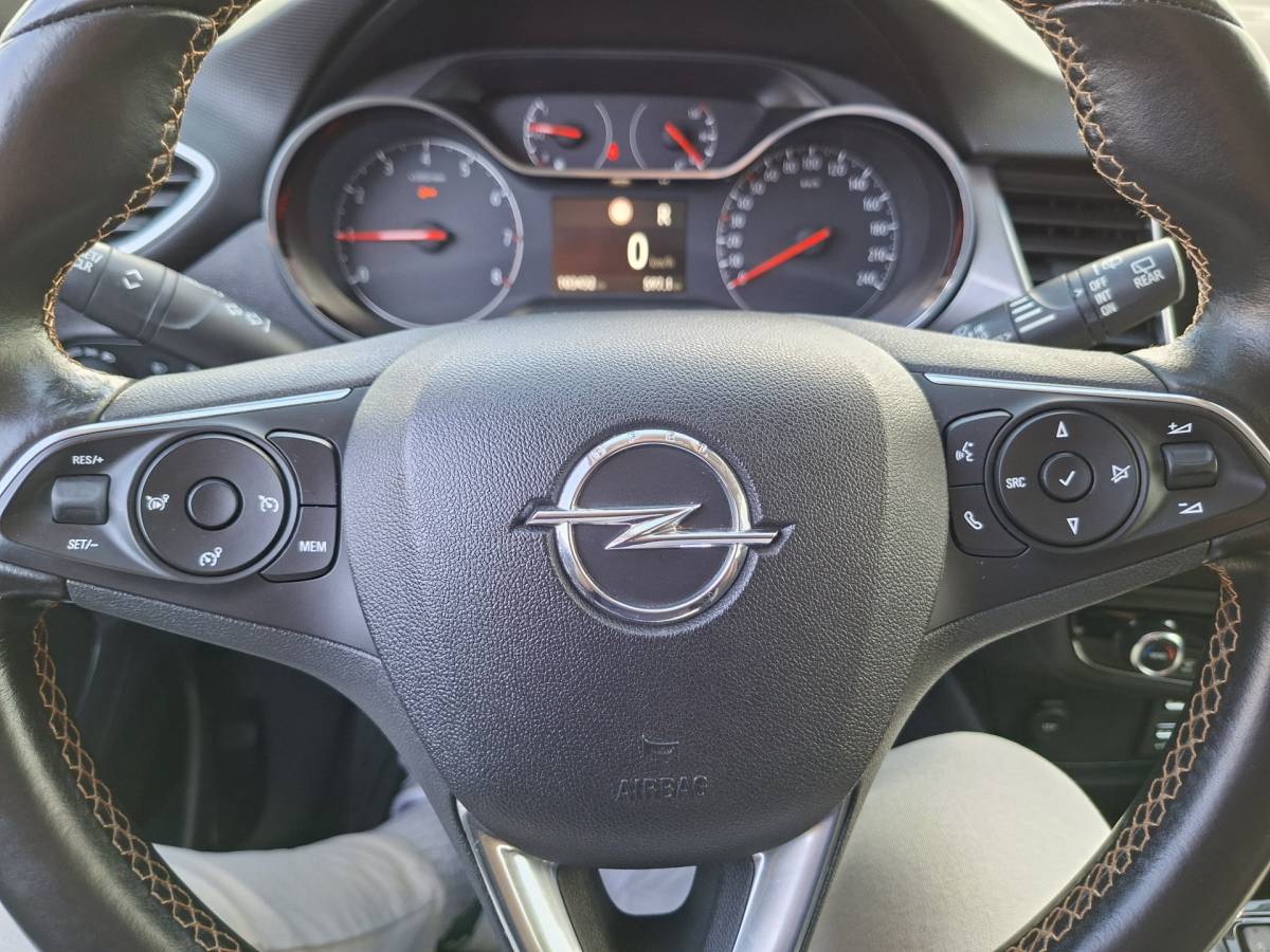 Opel Crossland X Opel Crossland X 1.2 Turbo Automaat Innovation Carplay Trekhaak Hoge zit