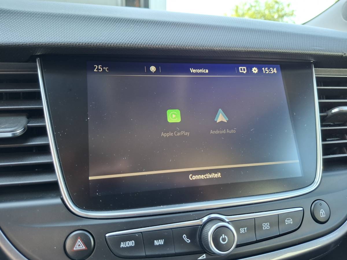 Opel Crossland X Opel Crossland X 1.2 Turbo Automaat Innovation Carplay Trekhaak Hoge zit