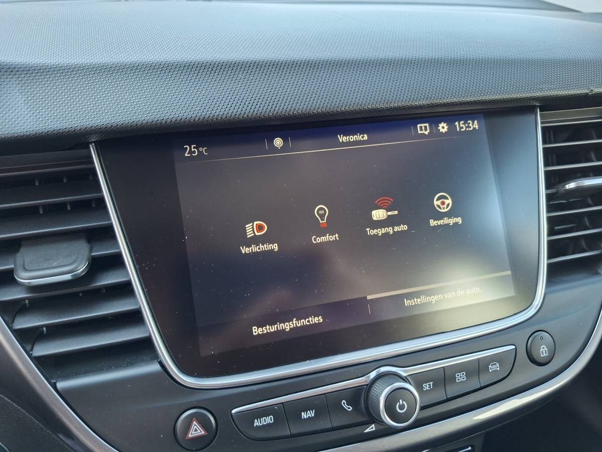 Opel Crossland X Opel Crossland X 1.2 Turbo Automaat Innovation Carplay Trekhaak Hoge zit