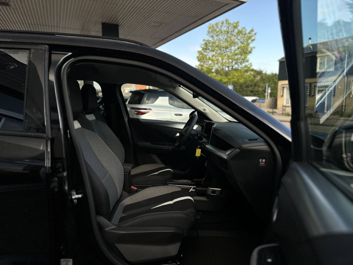 Opel Frontera Opel Frontera 1.2 Turbo Hybrid GS Stoel+stuur verwarming/Camera/Navi.