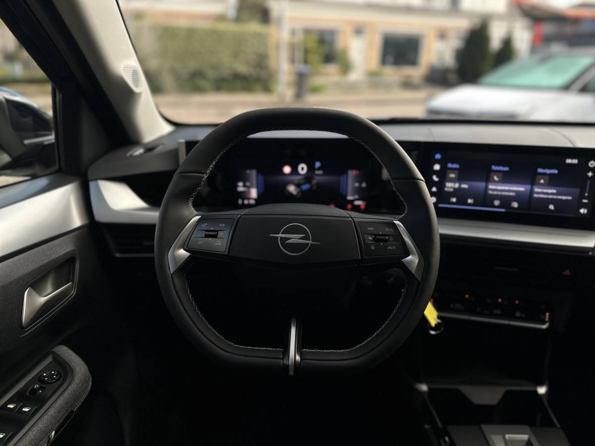 Opel Frontera Opel Frontera 1.2 Turbo Hybrid GS Stoel+stuur verwarming/Camera/Navi.