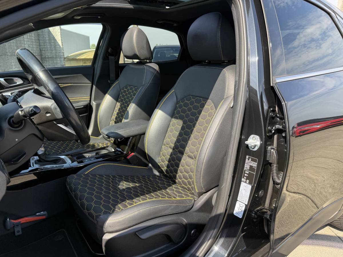 Kia XCeed Kia XCeed 1.4 T-GDi Design Edition | Org. NL | Trekhaak | Schuif/Kantel Dak | Stoel/Stuur verwarming |