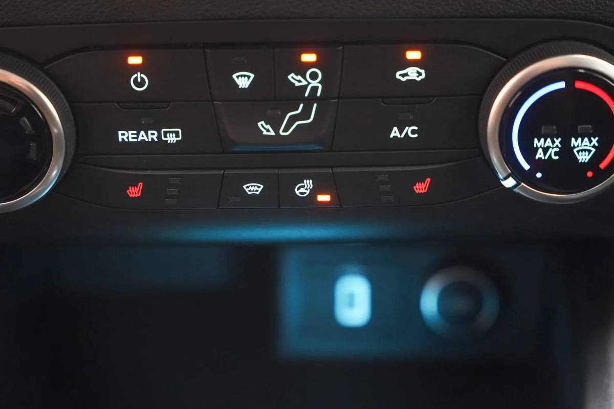 Ford Focus Ford Focus Wagon 1.0 EcoBoost Trend Edition Business [ Carplay Cruise PDC Stoelverwarming ]