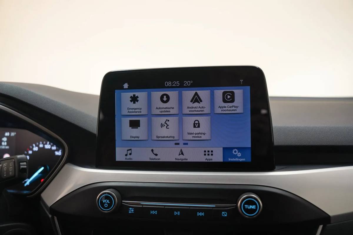 Ford Focus Ford Focus Wagon 1.0 EcoBoost Trend Edition Business [ Carplay Cruise PDC Stoelverwarming ]
