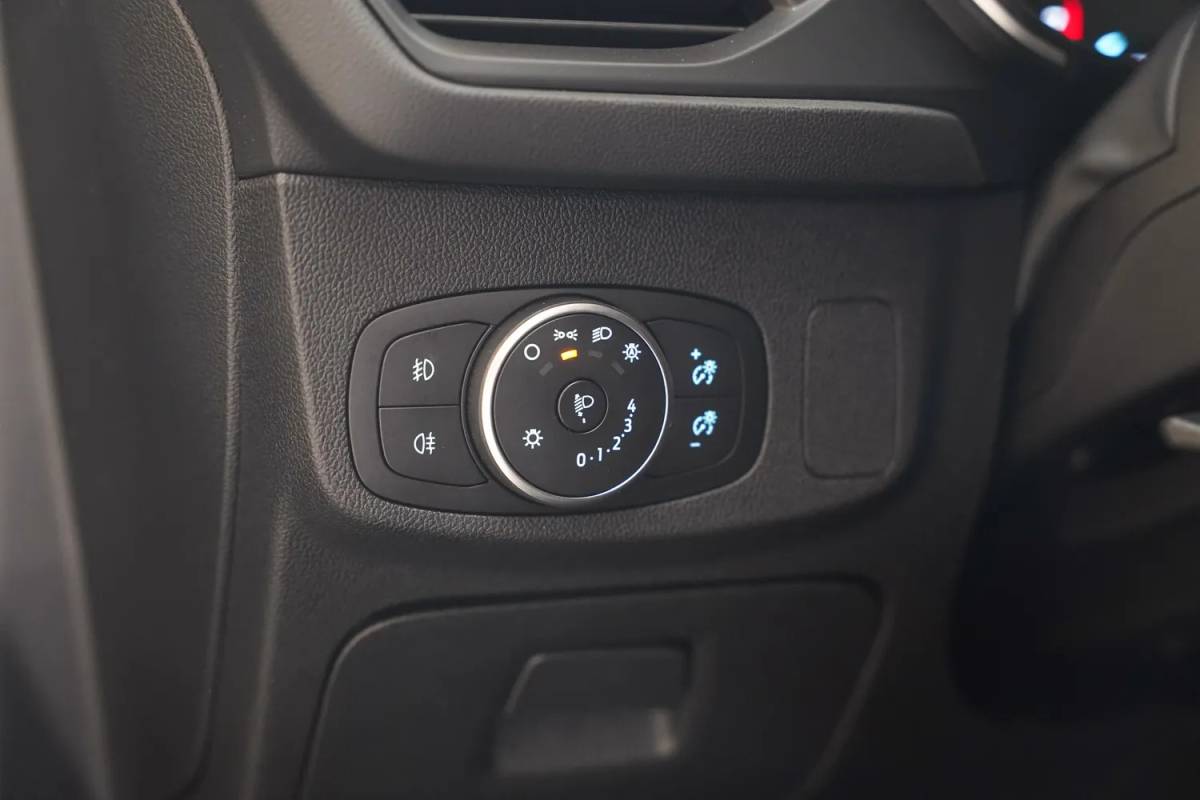Ford Focus Ford Focus Wagon 1.0 EcoBoost Trend Edition Business [ Carplay Cruise PDC Stoelverwarming ]