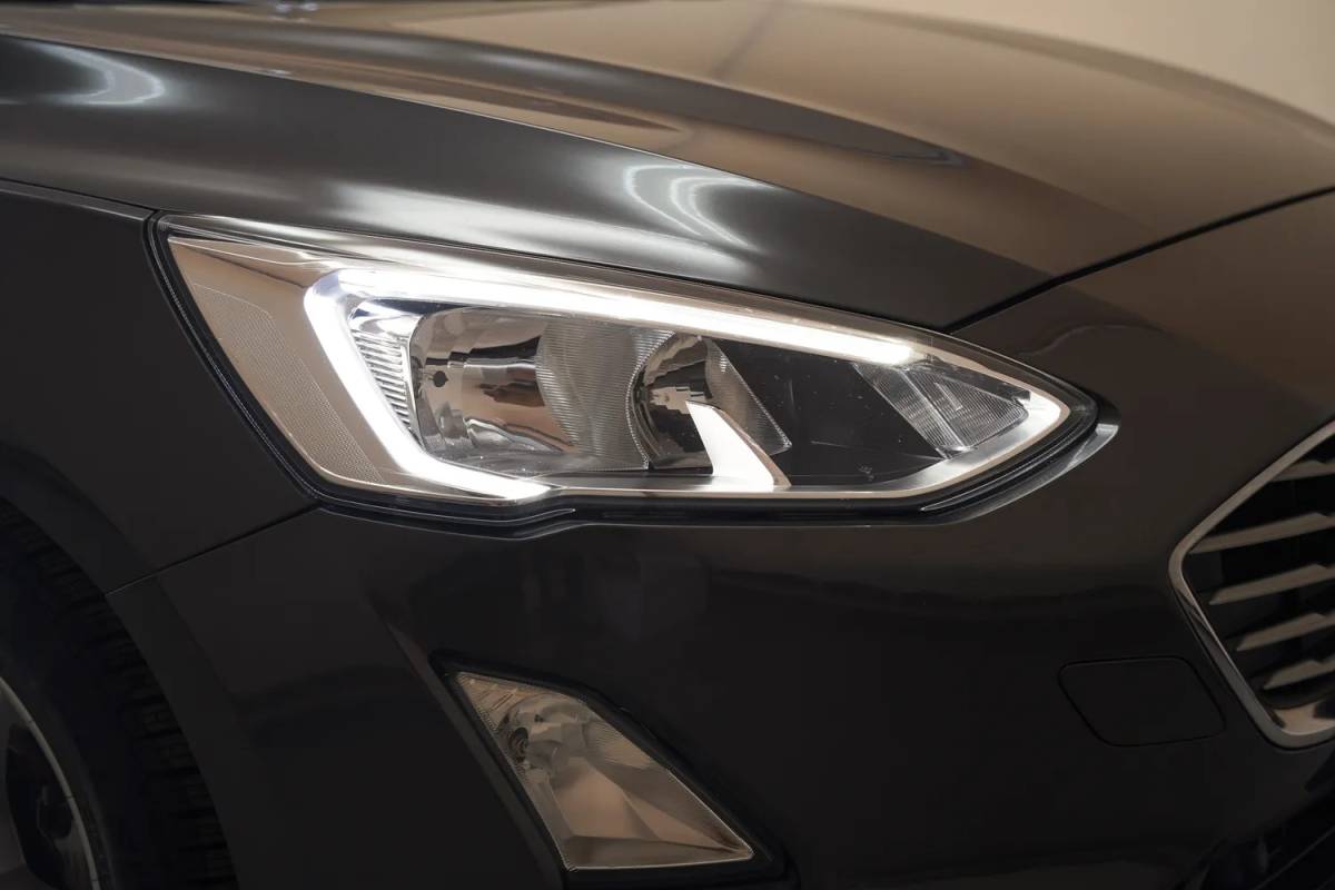 Ford Focus Ford Focus Wagon 1.0 EcoBoost Trend Edition Business [ Carplay Cruise PDC Stoelverwarming ]