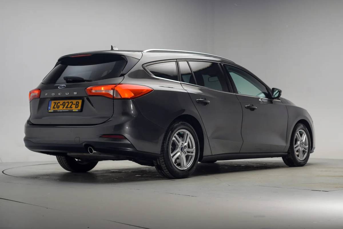 Ford Focus Ford Focus Wagon 1.0 EcoBoost Trend Edition Business [ Carplay Cruise PDC Stoelverwarming ]