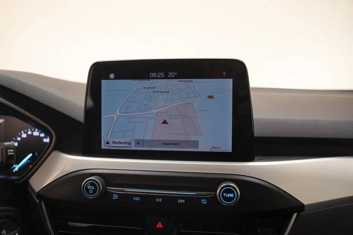 Ford Focus Ford Focus Wagon 1.0 EcoBoost Trend Edition Business [ Carplay Cruise PDC Stoelverwarming ]
