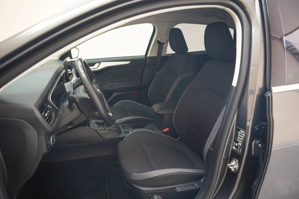 Ford Focus Ford Focus Wagon 1.0 EcoBoost Trend Edition Business [ Carplay Cruise PDC Stoelverwarming ]