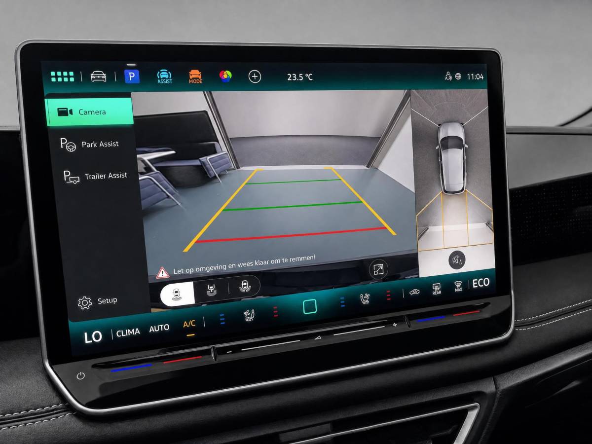 Volkswagen Tiguan Volkswagen Tiguan 1.5 272pk DSG eHybrid R-Line Edition · Panoramadak · Wegklapbare Trekhaak · Leder · Harman Kardon · 360 Camera · Stoel ventilatie · Massage · 20” Inch · Garantie t/m 04-09-2030 of 100.000km