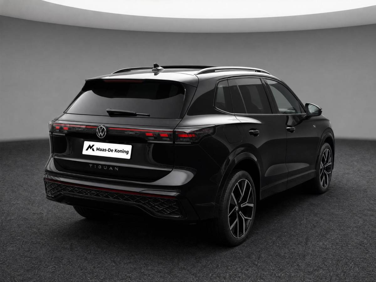 Volkswagen Tiguan Volkswagen Tiguan 1.5 272pk DSG eHybrid R-Line Edition · Panoramadak · Wegklapbare Trekhaak · Leder · Harman Kardon · 360 Camera · Stoel ventilatie · Massage · 20” Inch · Garantie t/m 04-09-2030 of 100.000km