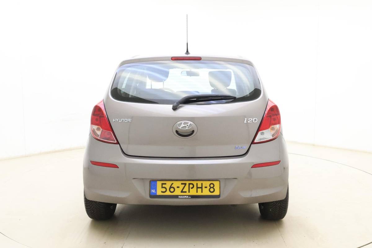 Hyundai i20 Hyundai i20 1.2i i-Motion 85pk | 5 Deurs | Airco | Lichtmetalen Velgen | Audio | Weinig Kilometers
