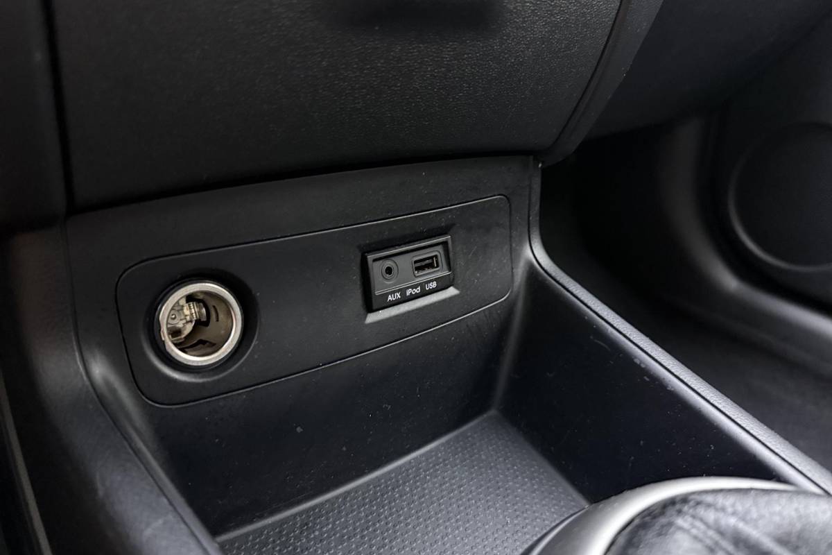 Hyundai i20 Hyundai i20 1.2i i-Motion 85pk | 5 Deurs | Airco | Lichtmetalen Velgen | Audio | Weinig Kilometers