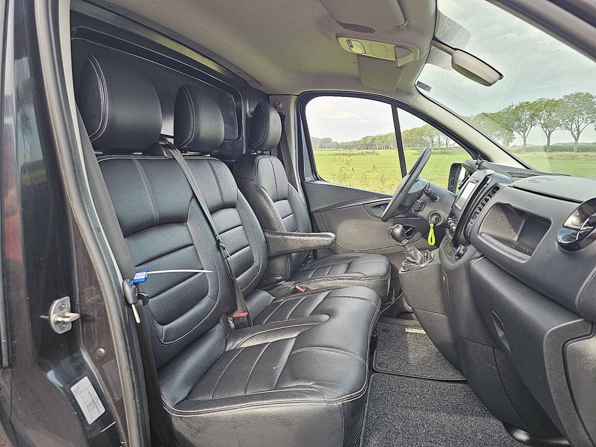 Opel Vivaro OPEL VIVARO 1.6