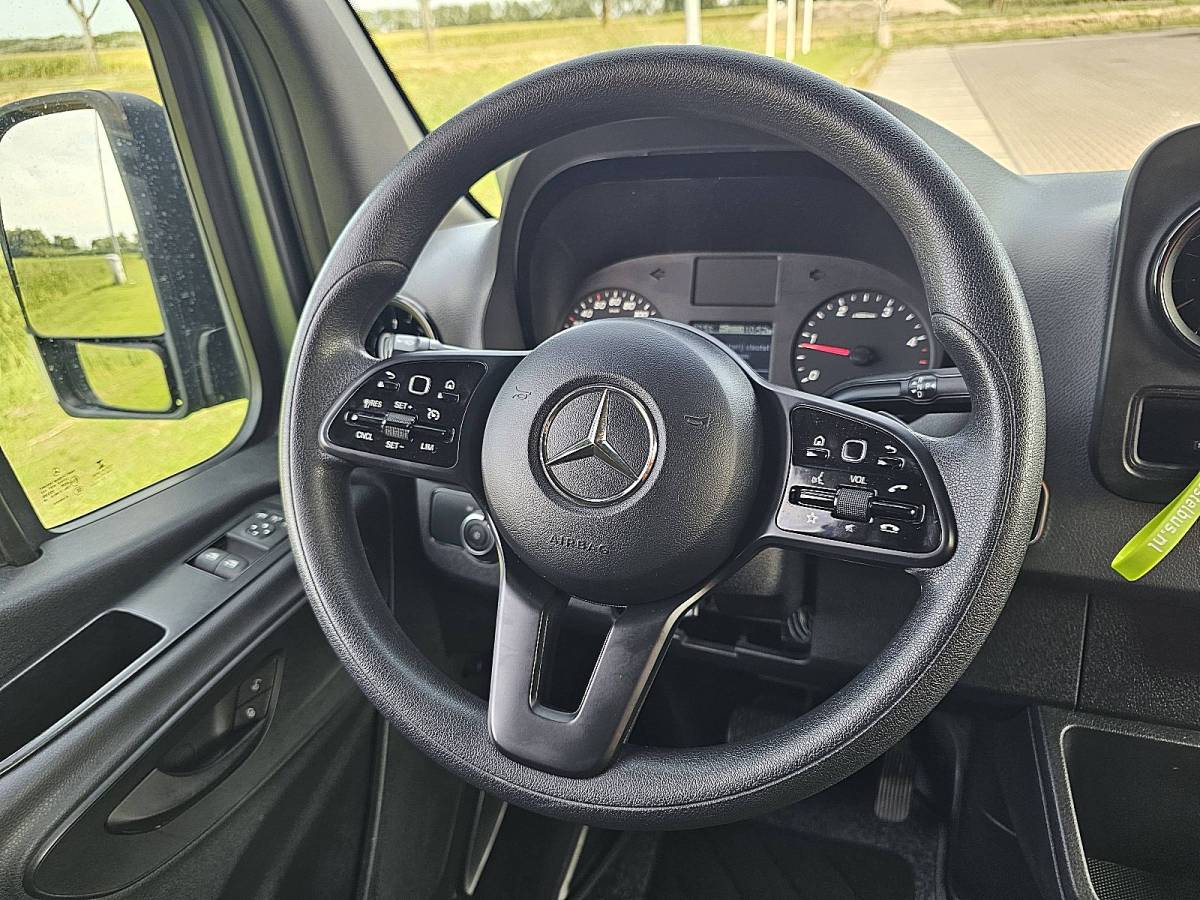 Mercedes-Benz Sprinter MERCEDES-BENZ SPRINTER 317 l2h2 led navi autom.