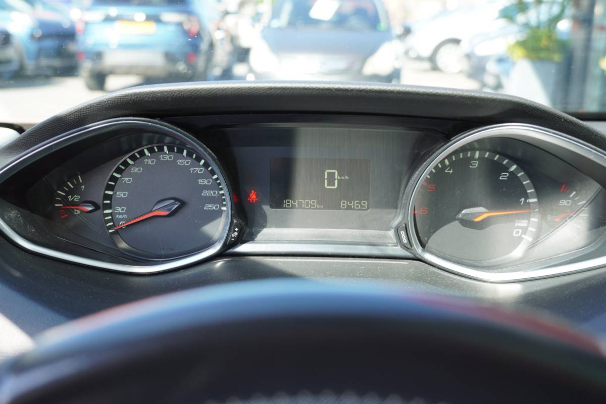 Peugeot 308 Peugeot 308 SW 1.6 BlueHDI Blue Lease Executive nav/panoramadak/trekhaak