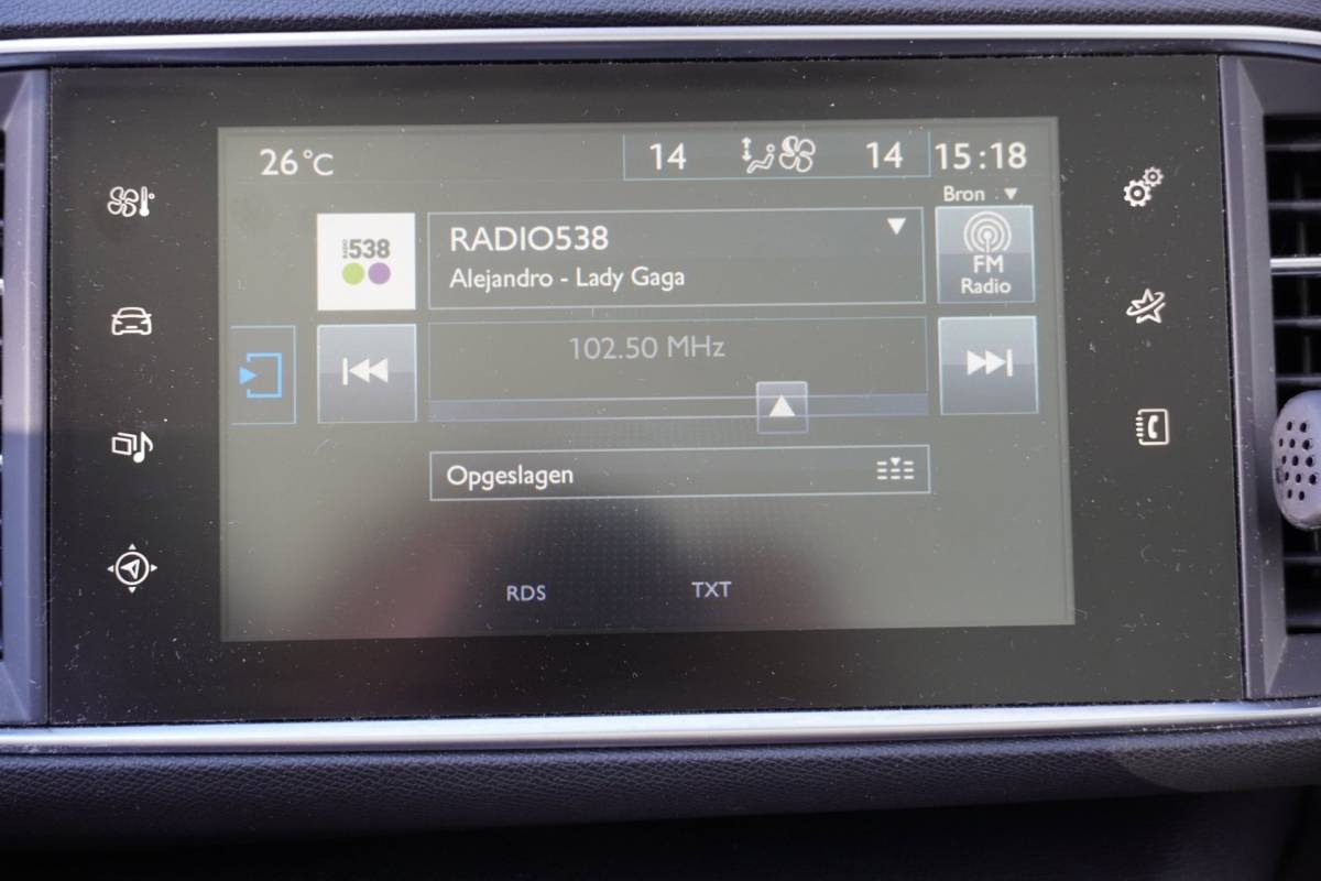 Peugeot 308 Peugeot 308 SW 1.6 BlueHDI Blue Lease Executive nav/panoramadak/trekhaak