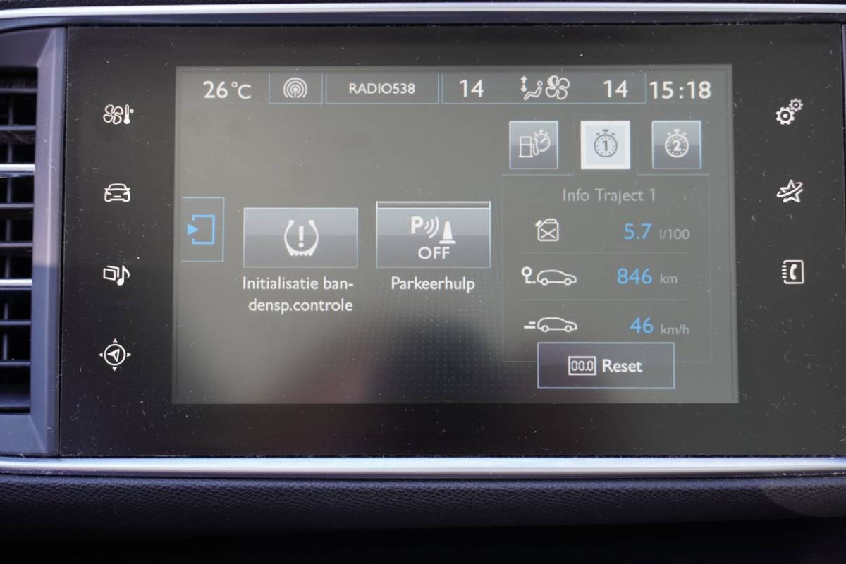 Peugeot 308 Peugeot 308 SW 1.6 BlueHDI Blue Lease Executive nav/panoramadak/trekhaak