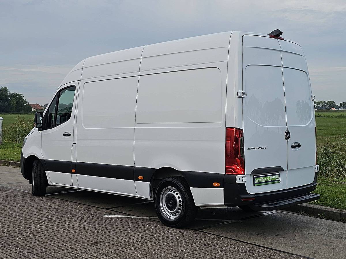 Mercedes-Benz Sprinter MERCEDES-BENZ SPRINTER 317 l2h2 mbux automaat