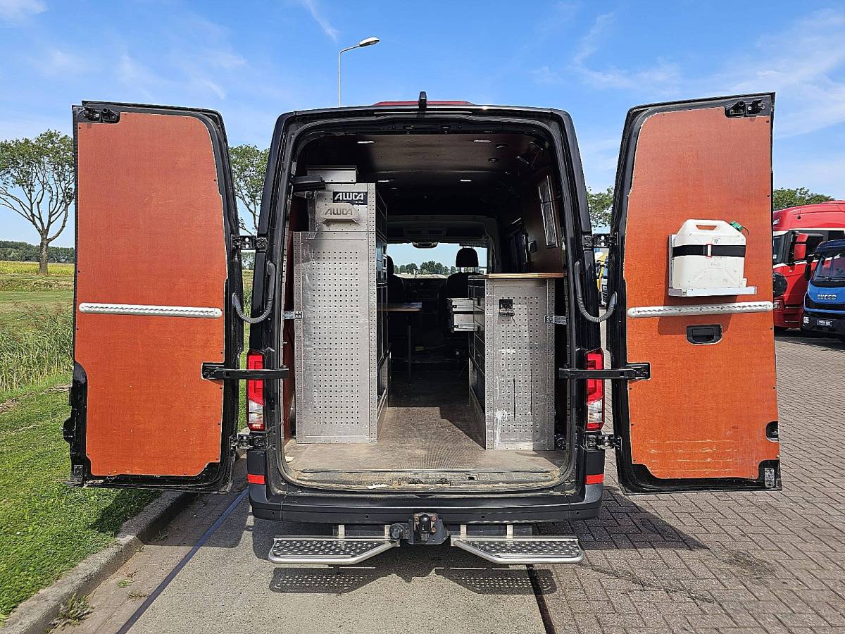 Volkswagen Crafter VOLKSWAGEN CRAFTER 35 2.0 ac automaat euro6