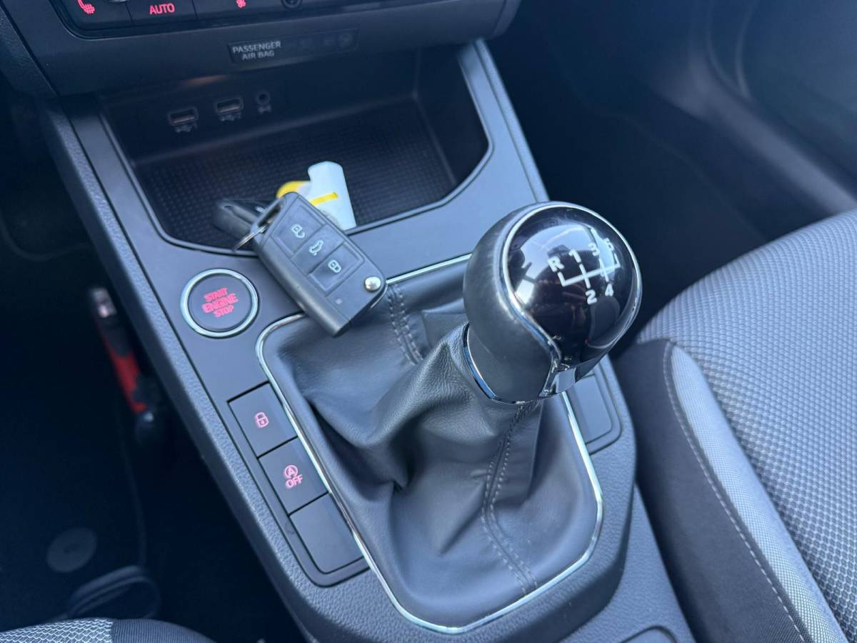 SEAT Ibiza SEAT Ibiza 1.0 TSI Style Business Intense | 1E EIGENAAR | 3/6/12MND GARANTIE | DIGITAAL COCKPIT | ACC | CARPLAY | LED | CLIMA | STOELVERW. |