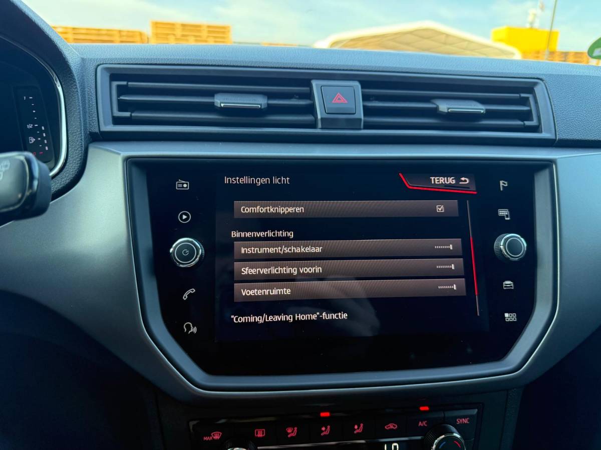 SEAT Ibiza SEAT Ibiza 1.0 TSI Style Business Intense | 1E EIGENAAR | 3/6/12MND GARANTIE | DIGITAAL COCKPIT | ACC | CARPLAY | LED | CLIMA | STOELVERW. |