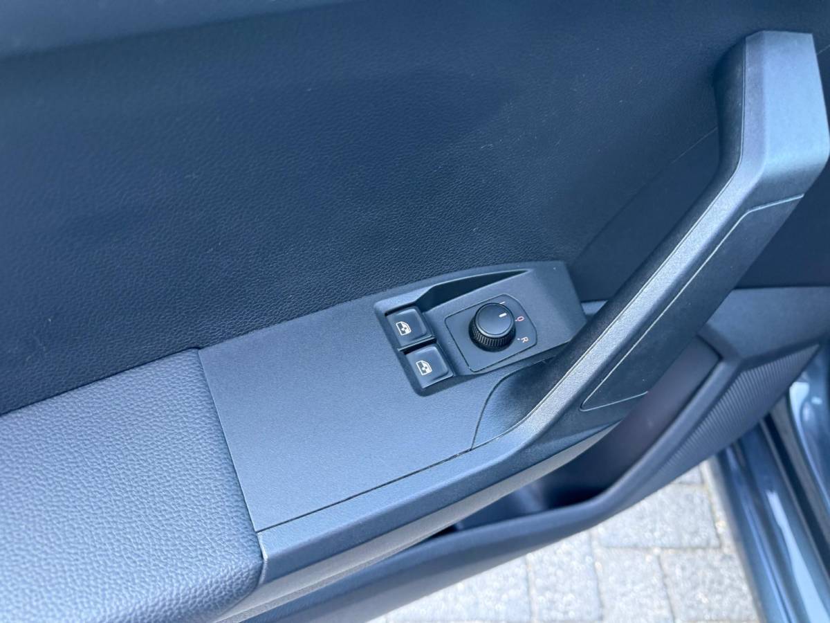 SEAT Ibiza SEAT Ibiza 1.0 TSI Style Business Intense | 1E EIGENAAR | 3/6/12MND GARANTIE | DIGITAAL COCKPIT | ACC | CARPLAY | LED | CLIMA | STOELVERW. |