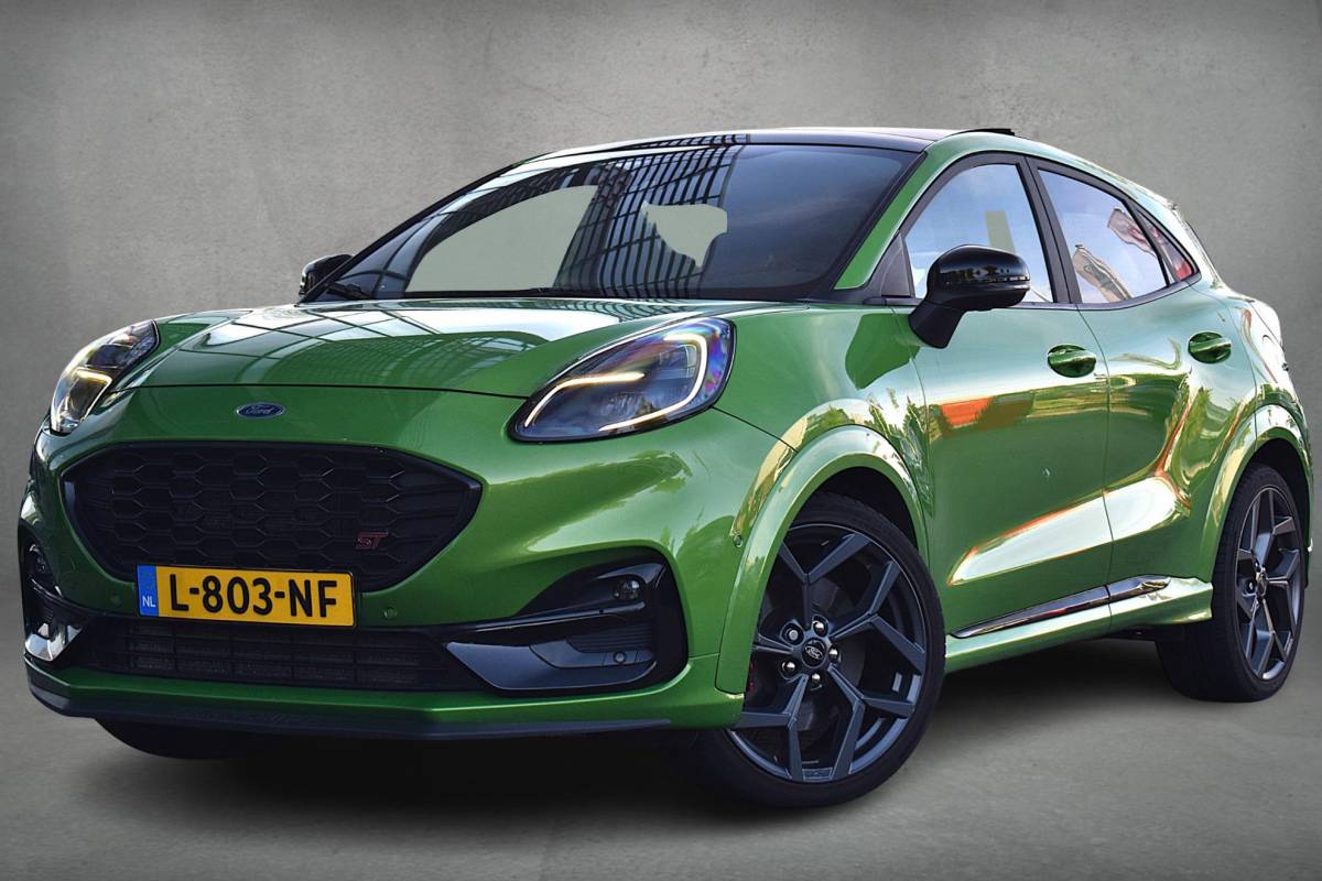 Ford Puma Ford Puma 1.5 EcoBoost ST-X | 170 PK | Pano | Sportstoelen | Stuur- en Stoelverwarming