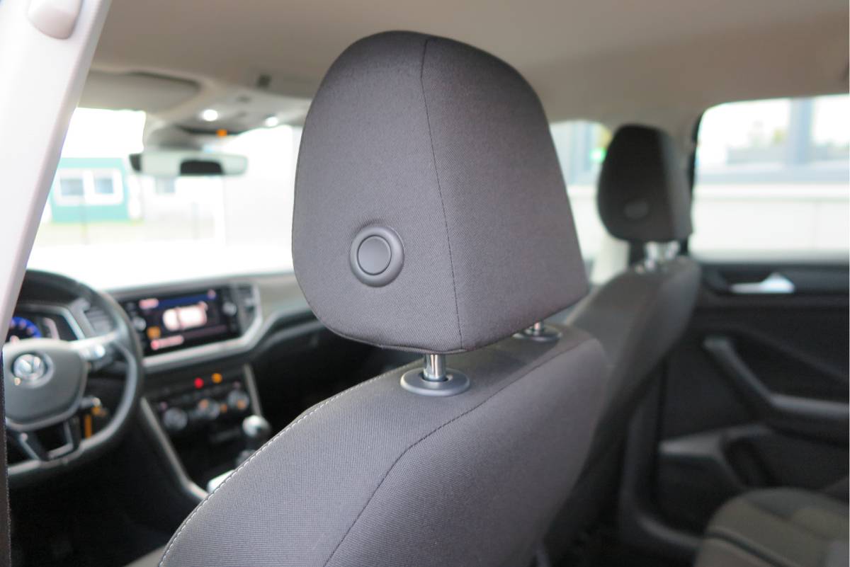 Volkswagen T-Roc Volkswagen T-Roc 1.0 TSI 85kw 116pk Style Led, Virtual Cockpit, LMV, Camera , Trekhaak afneembaar, DAB+ ,Navigatie via Carplay, PDC etc.