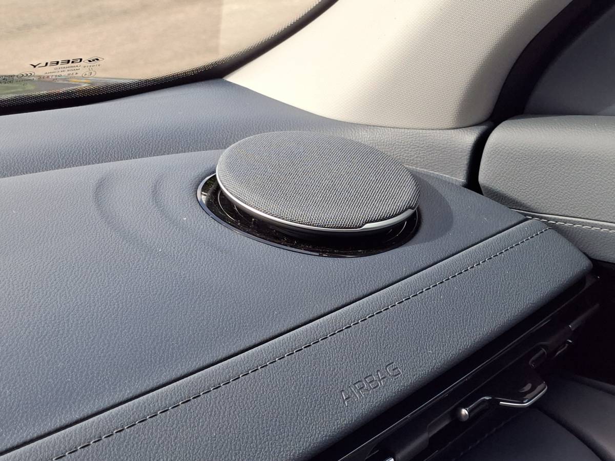 Geely E5 Geely E5 Pro+ 68 kWh V2L Long Range Adapt.Cruise Memory Frost grey