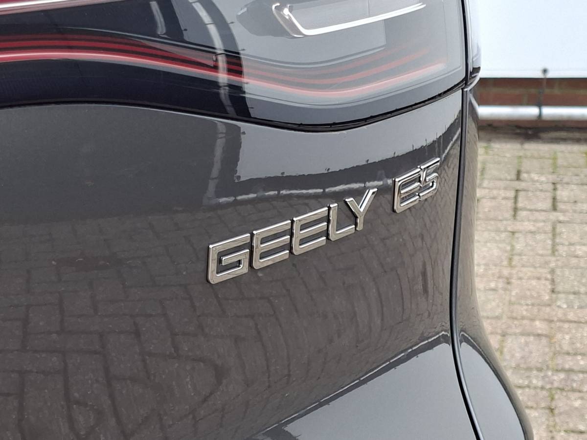 Geely E5 Geely E5 Pro+ 68 kWh V2L Long Range Adapt.Cruise Memory Frost grey