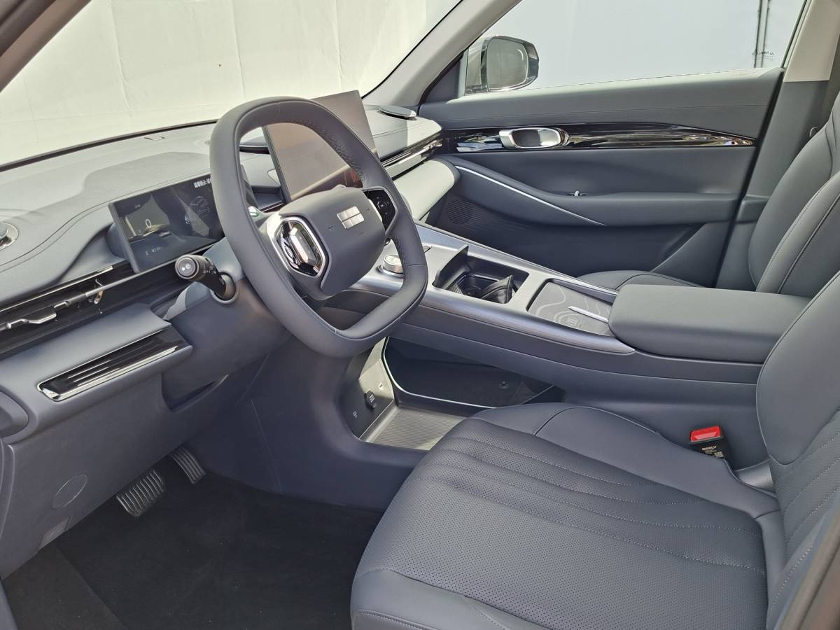 Geely E5 Geely E5 Pro+ 68 kWh V2L Long Range Adapt.Cruise Memory Frost grey