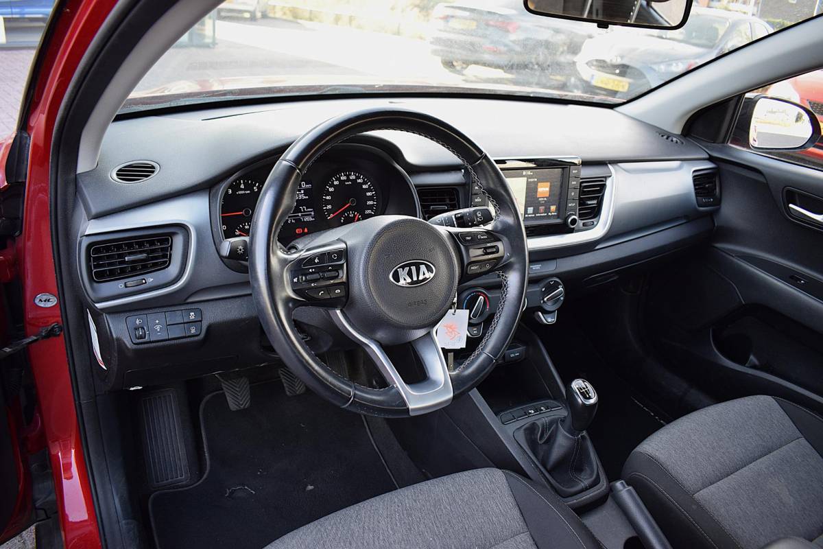 Kia Stonic Kia Stonic 1.0 T-GDi DynamicLine | Apple CarPlay | Camera | Cruise | Airco